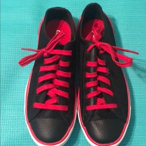 Red and Black Converse ALL STAR